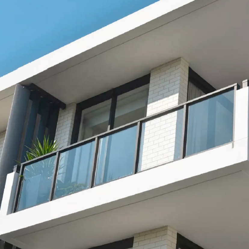sipar-serie-3000-balconi-in-alluminio-e-vetro